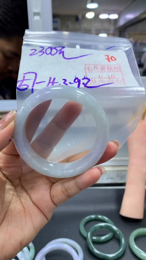 未镶嵌定制翡翠拍一发一70