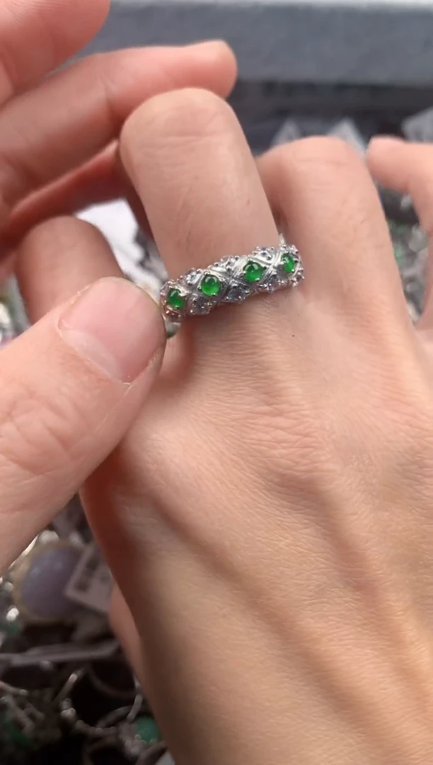 银S925镶嵌戒指翡翠3                             9