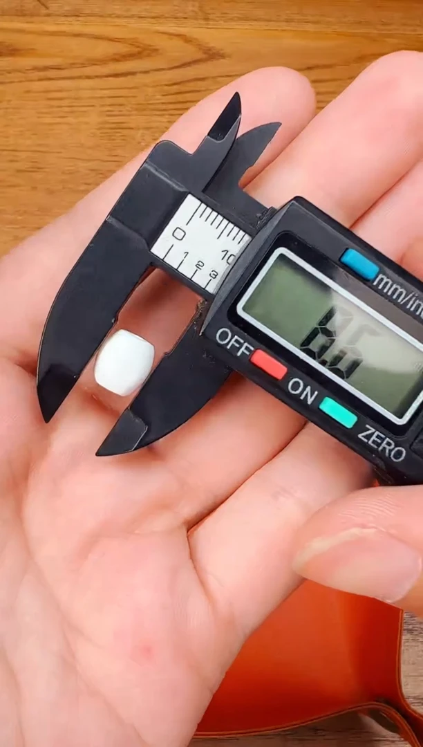 玛瑙/玉髓颈饰未镶嵌【西亚珠饰】配珠