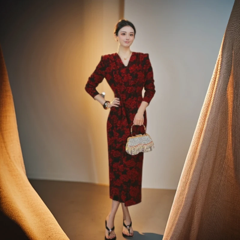 安可拉红轻奢时尚包臀裙收腰显瘦修身褶皱优雅气质连衣裙A016-悦1