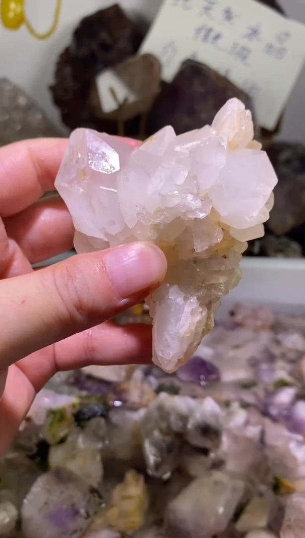 未镶嵌珠宝半成品水晶25号170g马岛晶花