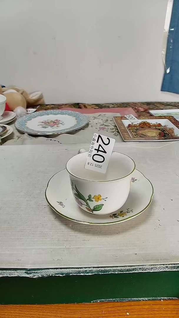 瓷片吹**儿小淼海外陶瓷工艺品