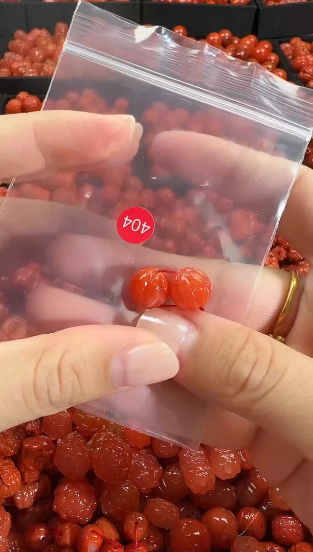 颈饰未镶嵌南红玛瑙1