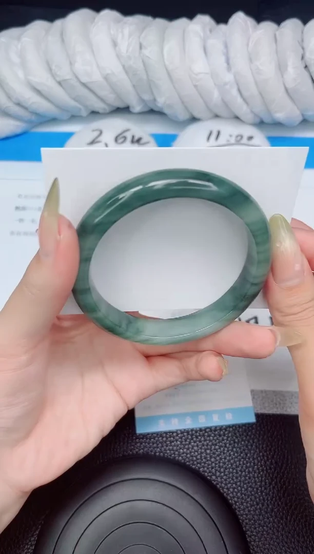 石英质玉手镯未镶嵌284-60.7