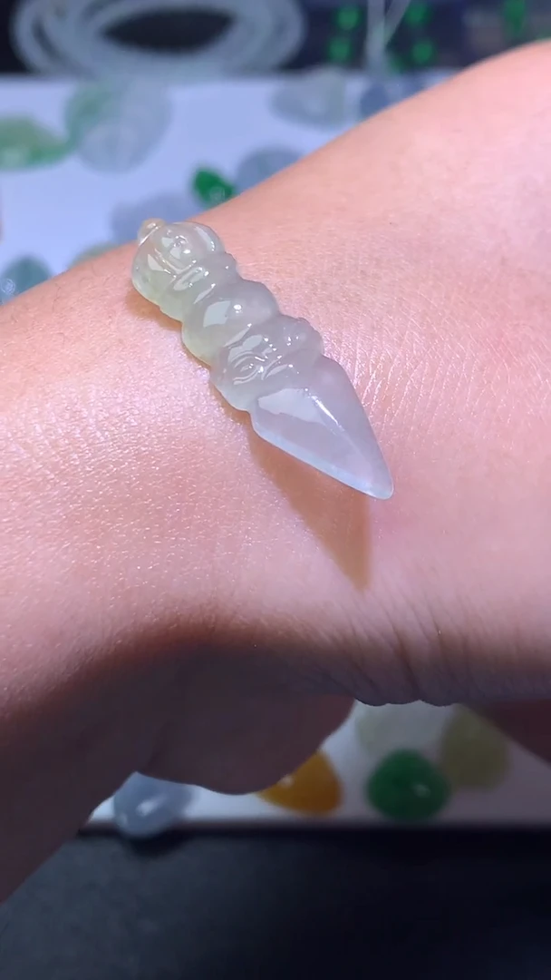 未镶嵌定制翡翠毛货