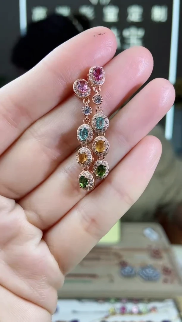 【闪购商品】碧玺耳饰银S925镶嵌耳饰