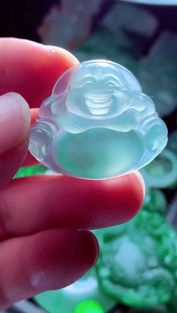 未镶嵌定制翡翠八****?翡翠毛货定制