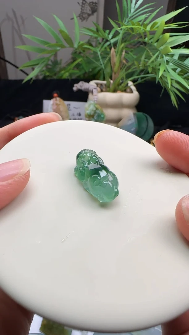 未镶嵌定制翡翠天然翡翠