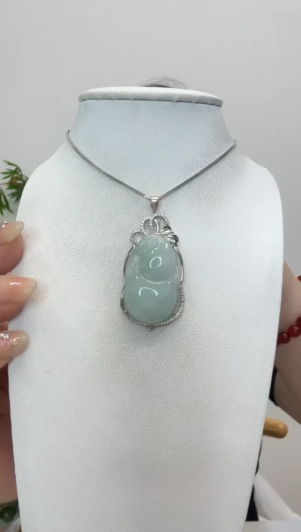 翡翠银S925镶嵌吊坠(赠链)葫芦