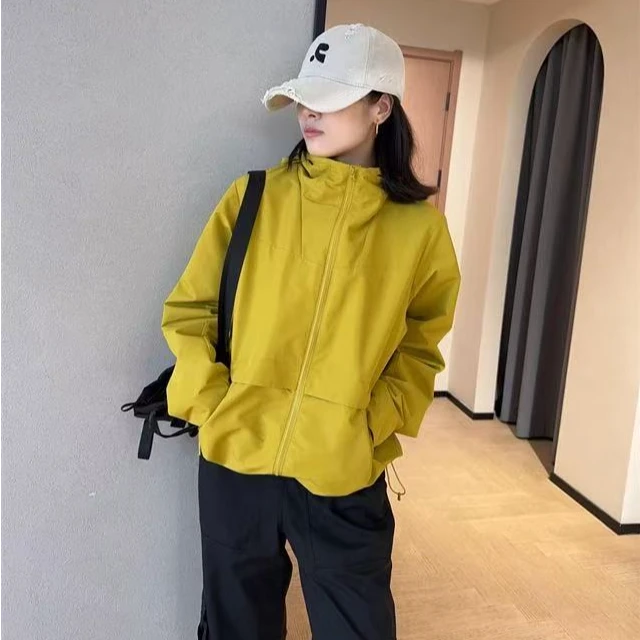 SIWASN/时尚女短外套休闲外套宽松型亮色短款外套防风