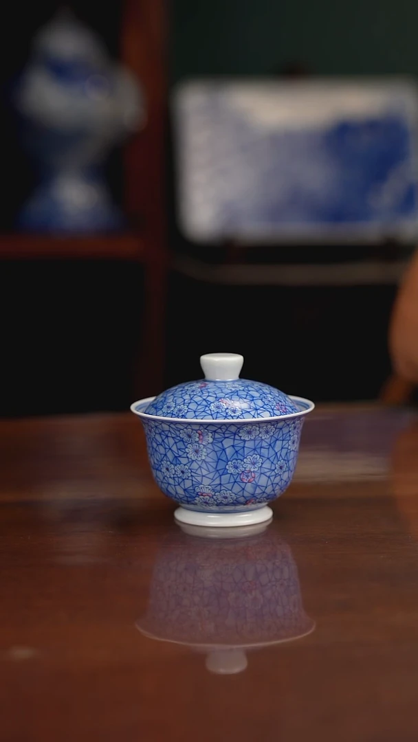 空山明月新派斗彩