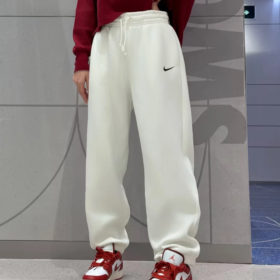 NIKE/耐克Nike Sportswear 女子高腰加绒直筒运动裤/FZ5997-133