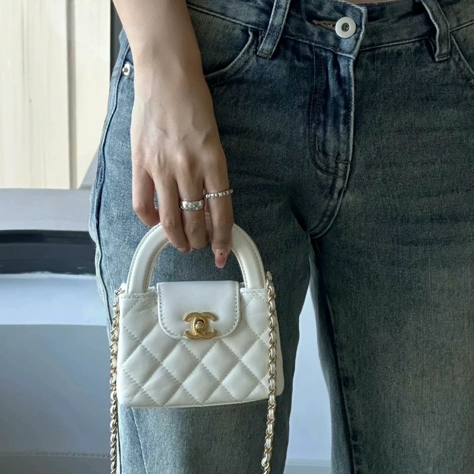 99新 Chanel/香奈儿 白色 菱格纹 双手柄 手拎包