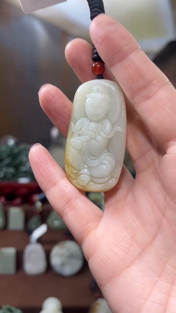 颈饰未镶嵌和田玉·