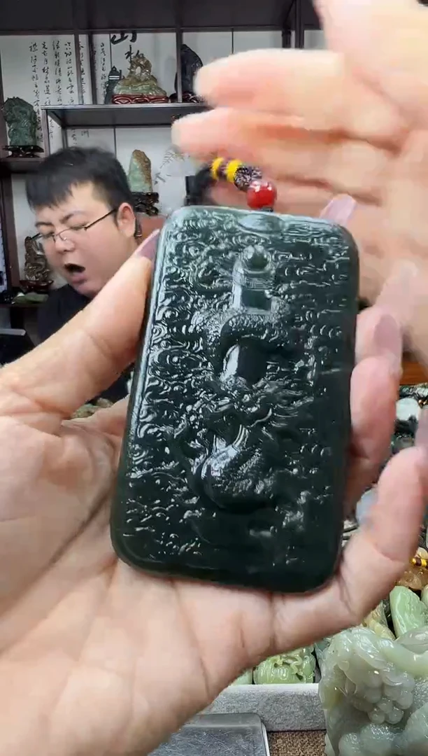 未镶嵌和田玉把件1