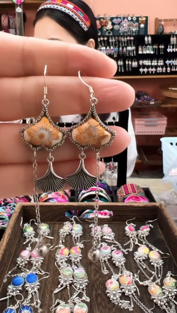 织绣薏***k云织谣老绣饰品77
