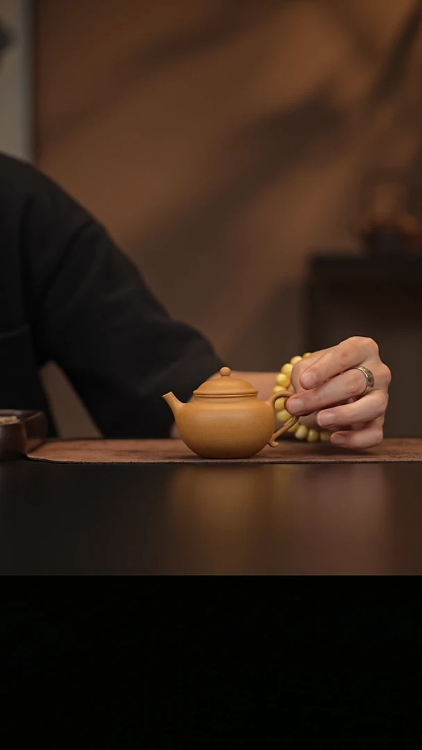 允禾斋 紫砂壶 莲子 黄段
