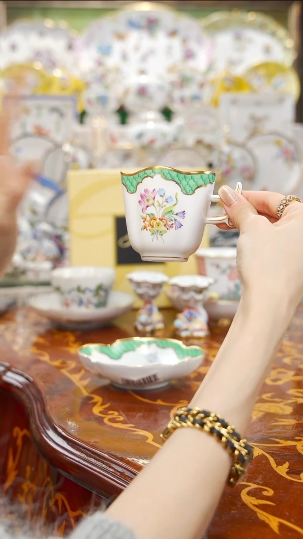 瓷米多家中古瓷器如图所示95