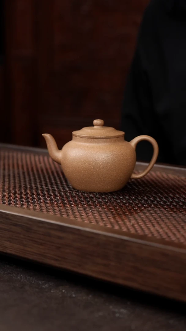 茶壶紫砂芝麻绿宫灯