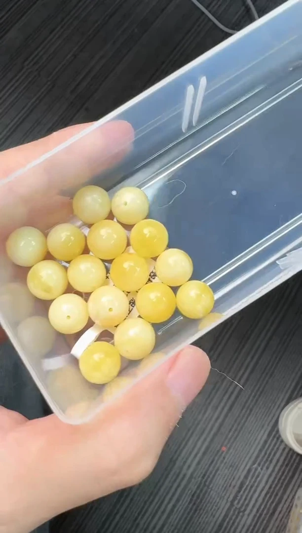 蜜蜡吊坠(不含链)未镶嵌蜜蜡单株多样性发货发其一