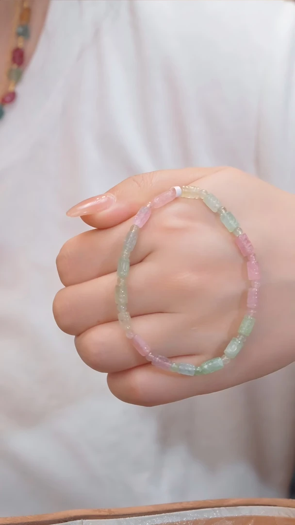 【玉峰珠宝】碧玺手串卡4（多样性发一） @@W5157