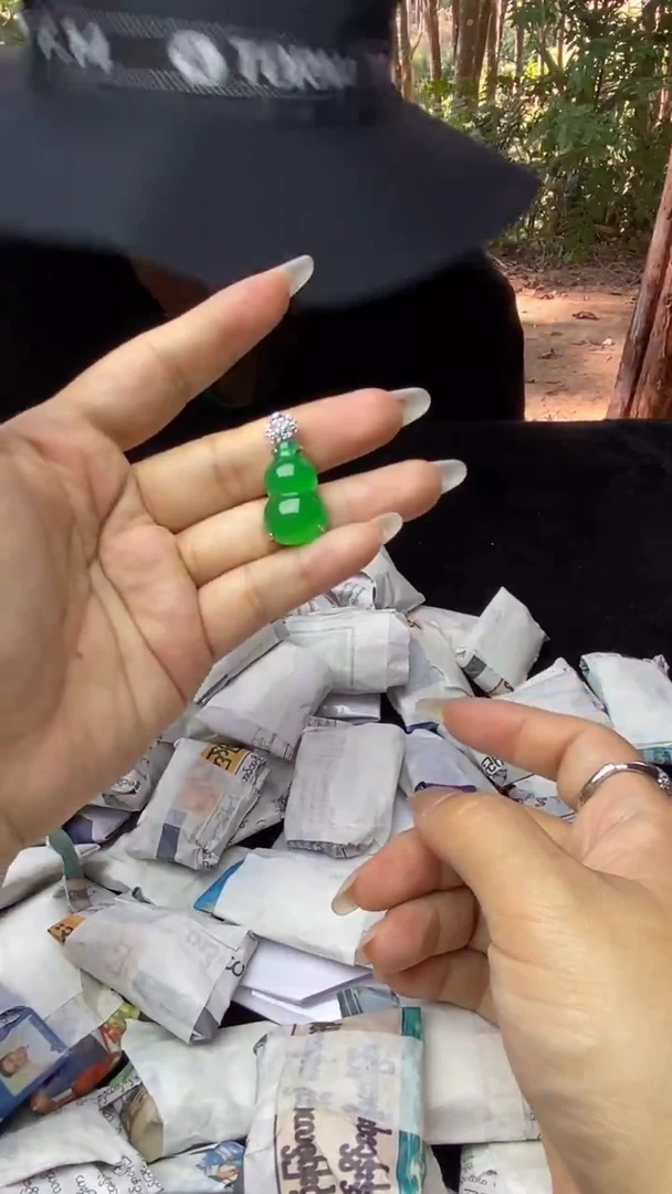 满色吊坠    所见即所得