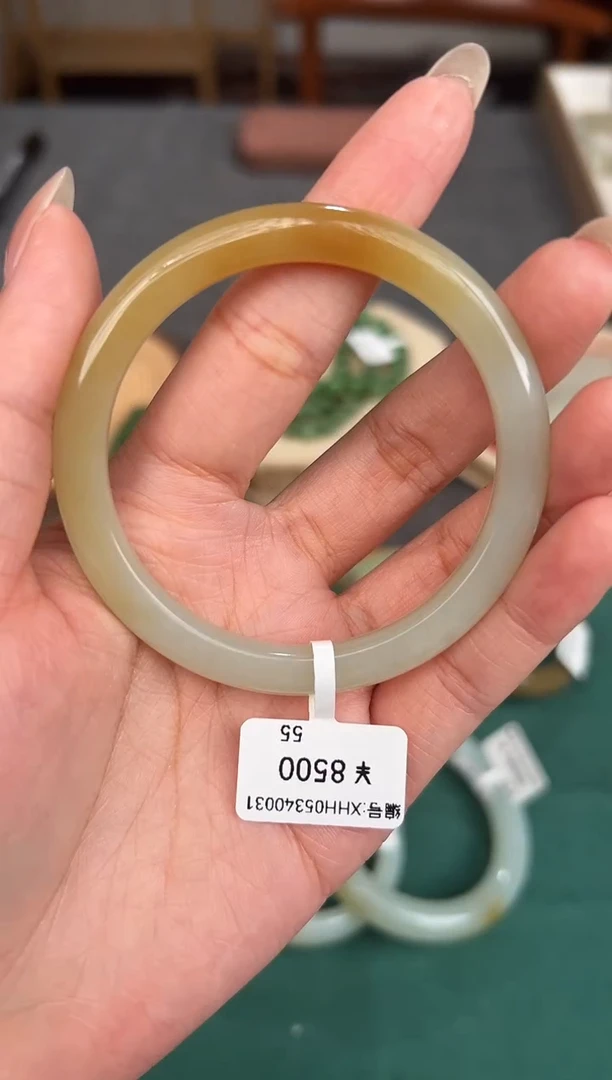 和田玉手镯未镶嵌55 XHH