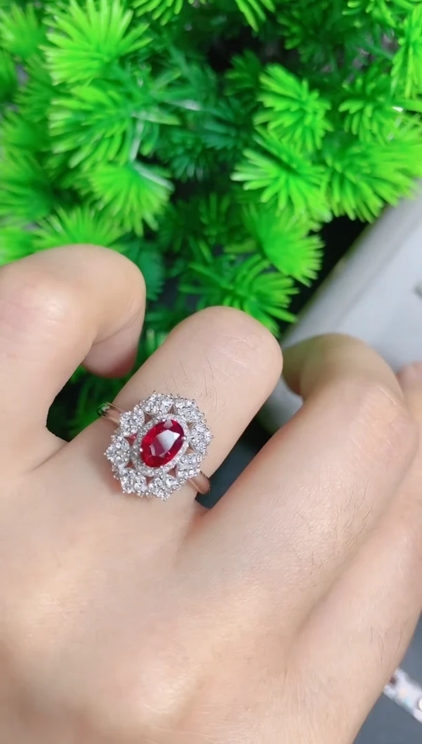 18K金镶嵌18K金戒指红宝石.