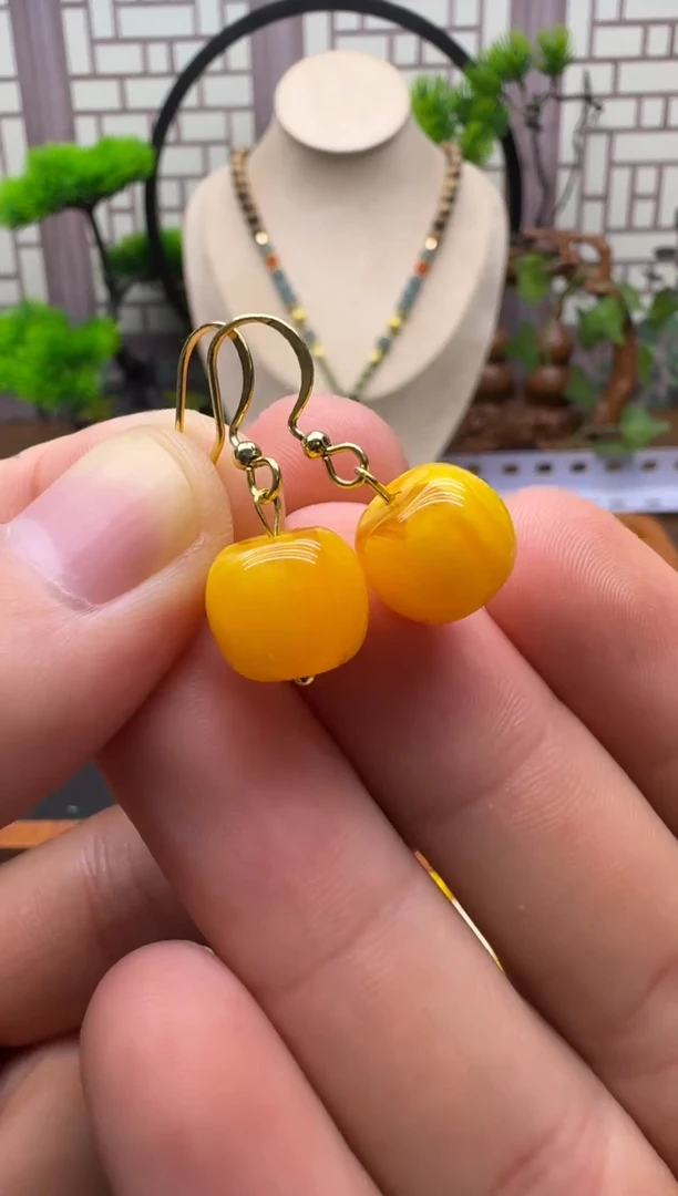 蜜蜡14K金镶嵌耳饰E01