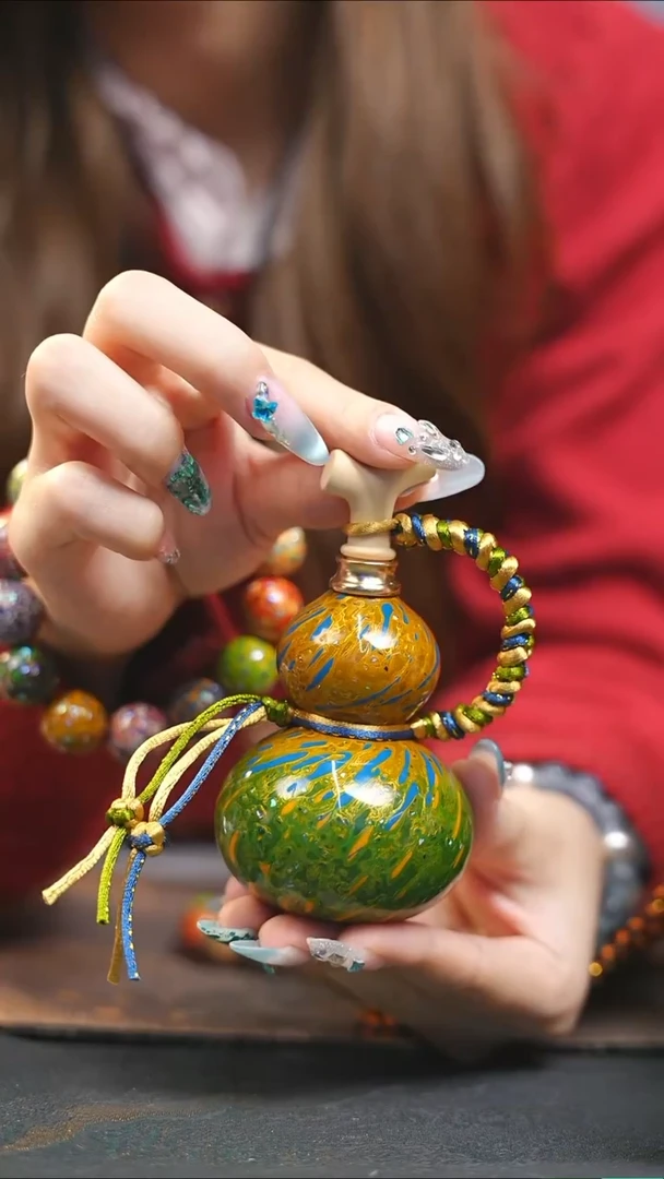 【闪购商品】WW186漆艺精致小手捻(开口）