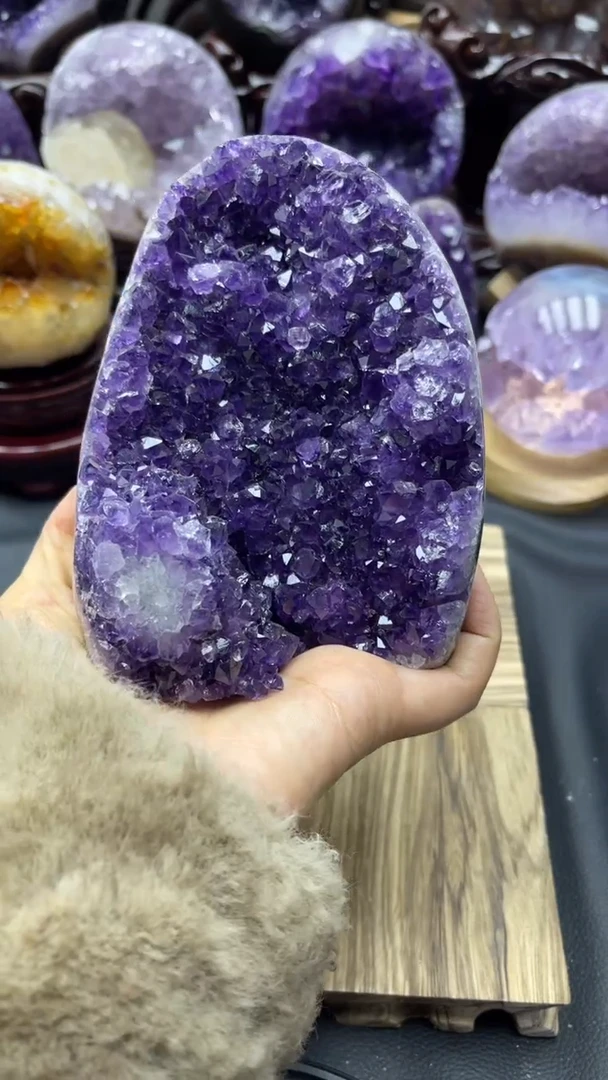 未镶嵌大型摆件（非配饰）紫晶111号摆件