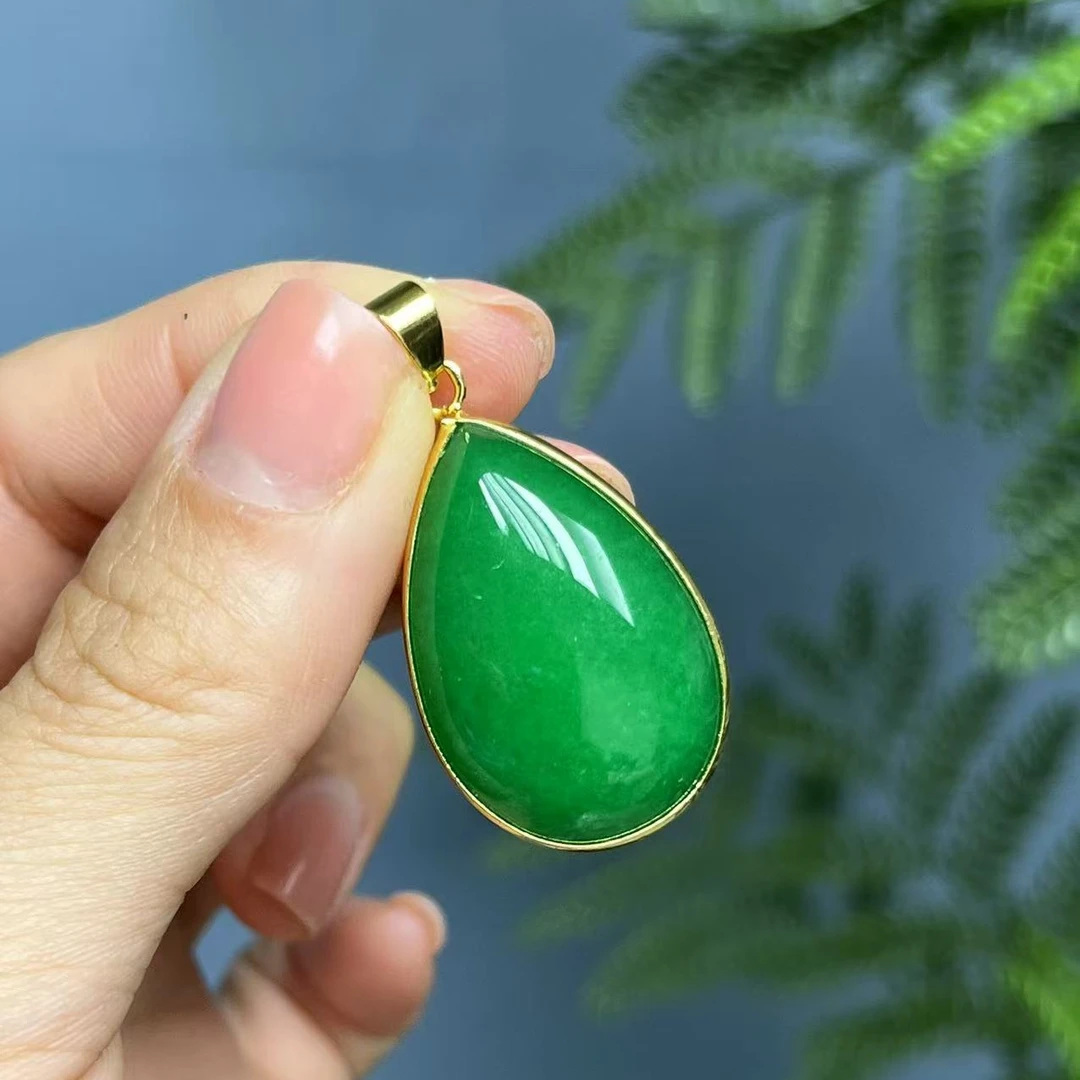 翡翠14k大水滴吊坠