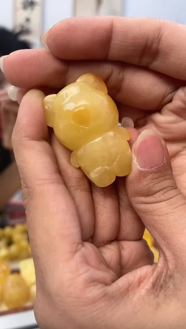 【闪购商品】蜜蜡裸石未镶嵌天然琥珀蜜蜡小熊