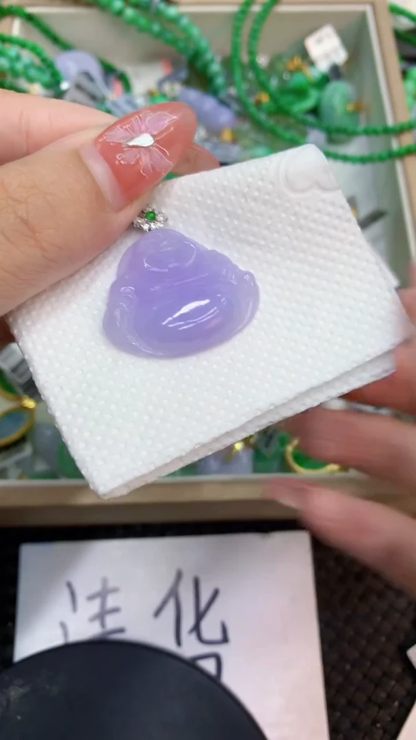 颈饰18K金镶嵌翡翠1