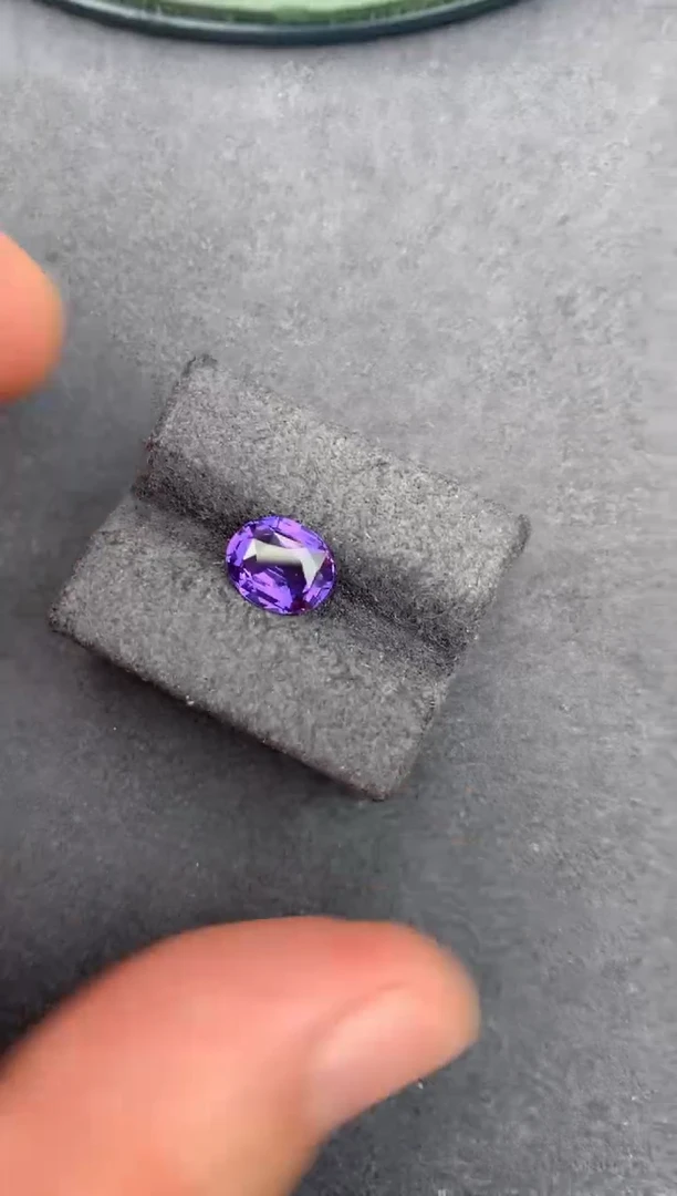 蓝宝石裸石未镶嵌2ct 无烧紫蓝宝