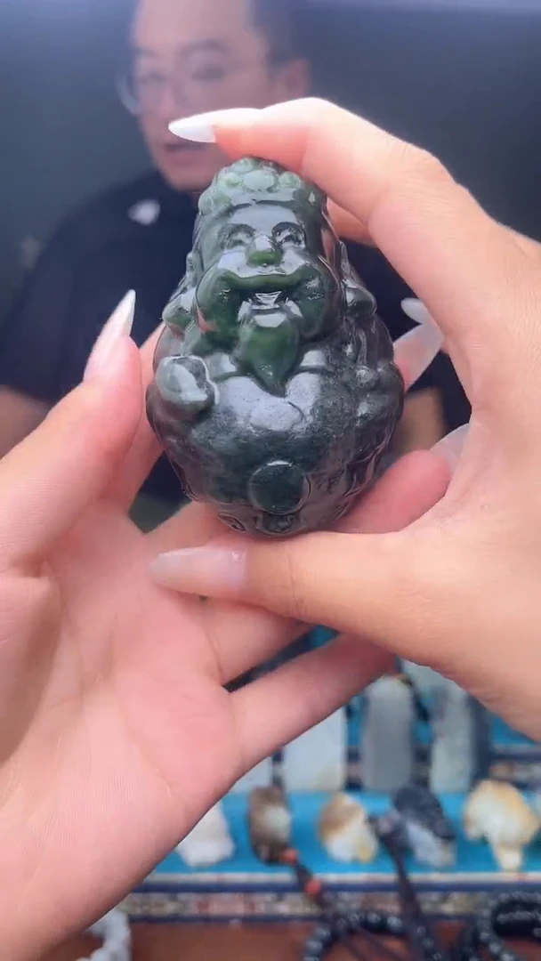 未镶嵌和田玉挂件1