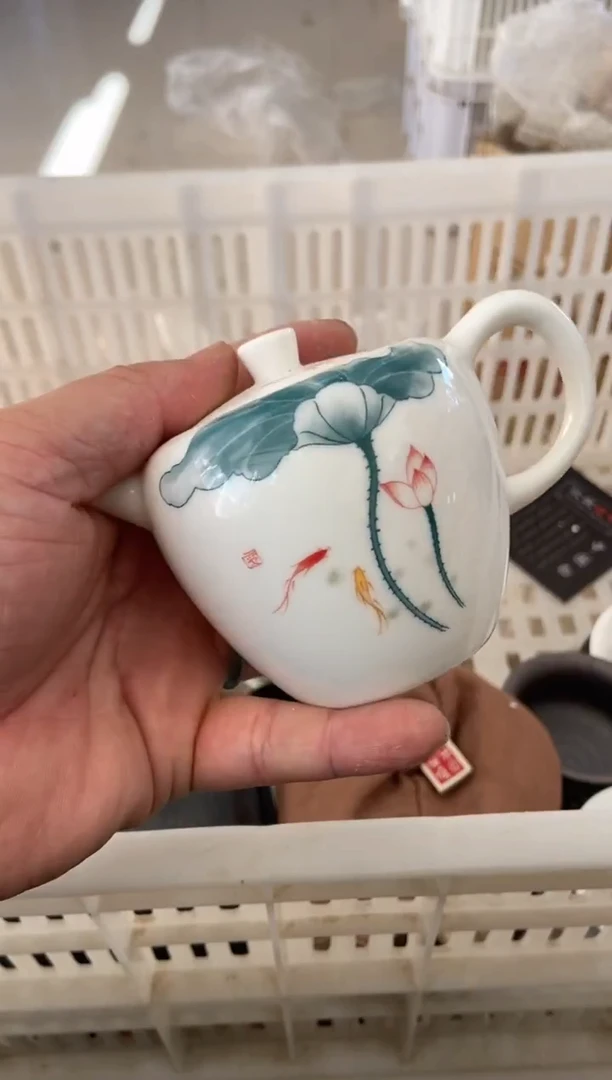 杯无运费险有瑕疵的摄影的产品有使用过的痕迹有点脏介意勿拍