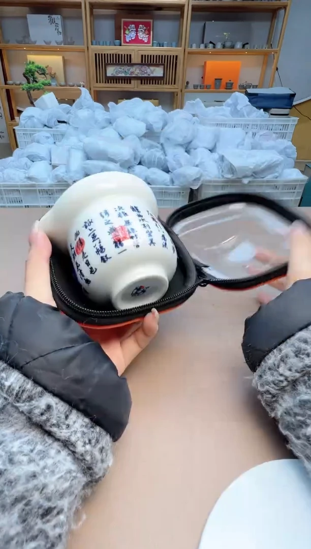 【闪购商品】摆件瓷制品S1111111111111