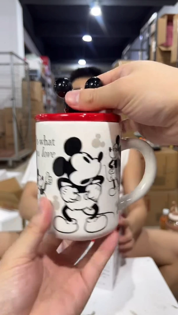 瓷片原盒米奇手稿带盖杯