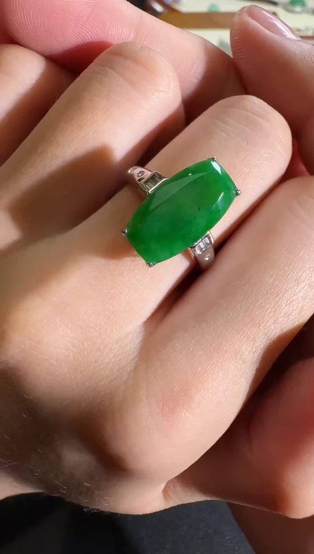 【闪购商品】翡翠戒指18K金镶嵌【源头工厂】钻石镶嵌