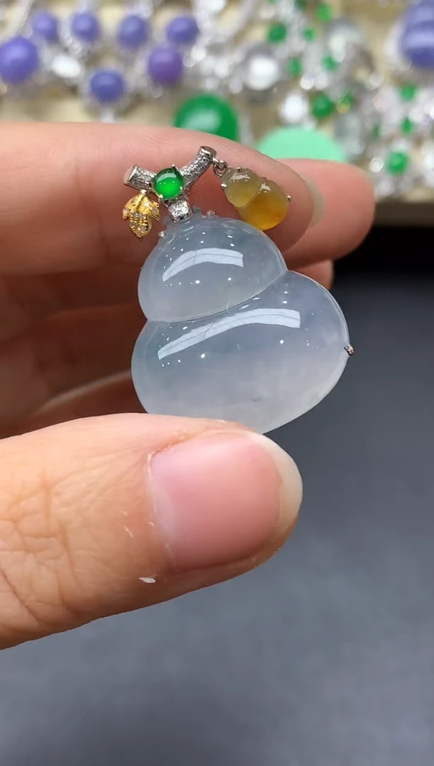 颈饰18K金镶嵌翡翠400-中国好珍宝