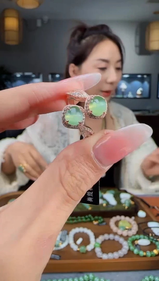 银S925镶嵌戒指和田玉1
