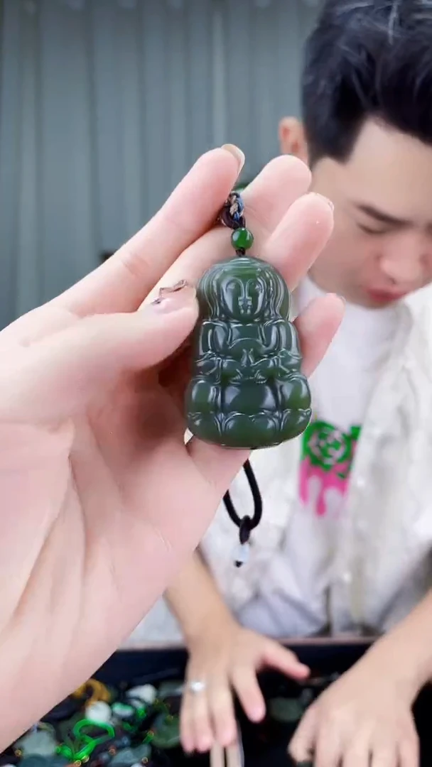 颈饰未镶嵌和田玉拍一发一，多样性发货！