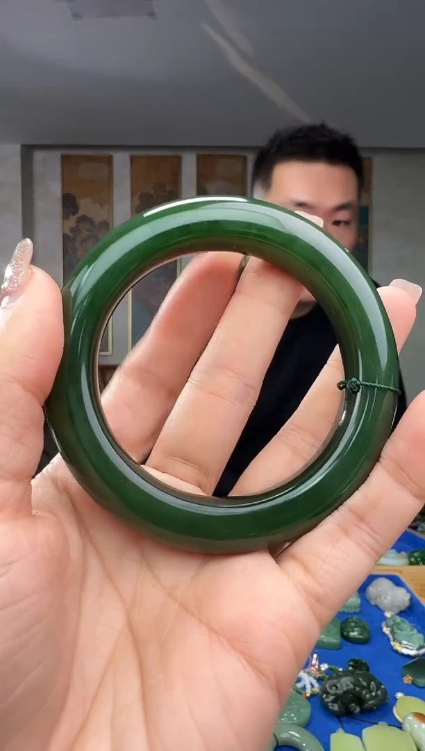 颈饰未镶嵌和田玉拍一发一