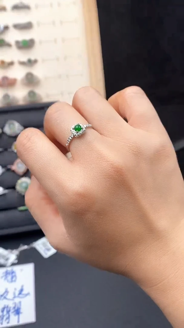 【闪购商品】翡翠戒指未镶嵌女款