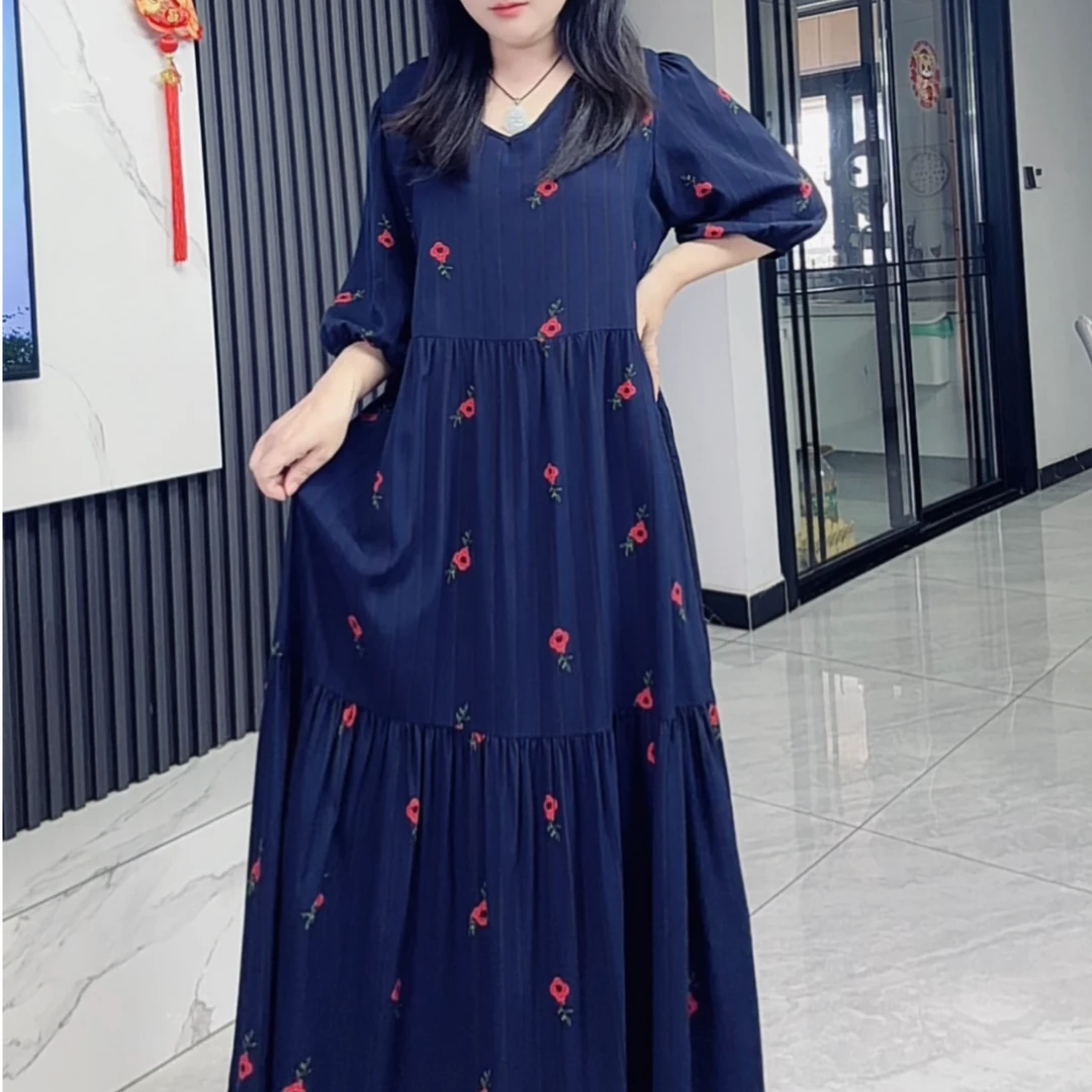 【V领款】25年夏女款法式碎花长裙宽松大码显瘦印花气质连衣裙海边