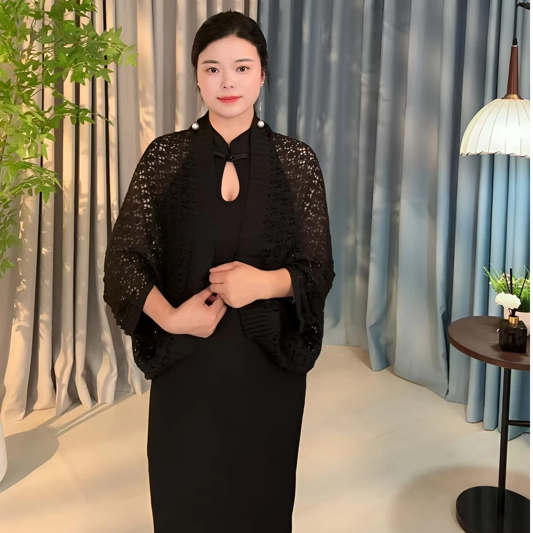 2025防晒透气冰丝披肩夏款时尚百搭显瘦款休闲短款气质薄款女士