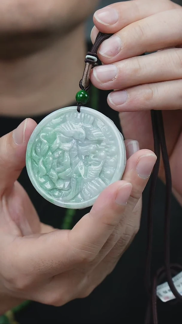 【闪购商品】翡翠颈饰未镶嵌翡翠