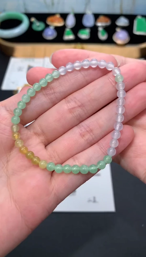 未镶嵌定制翡翠48小时鉴赏期 退货不扣服务费