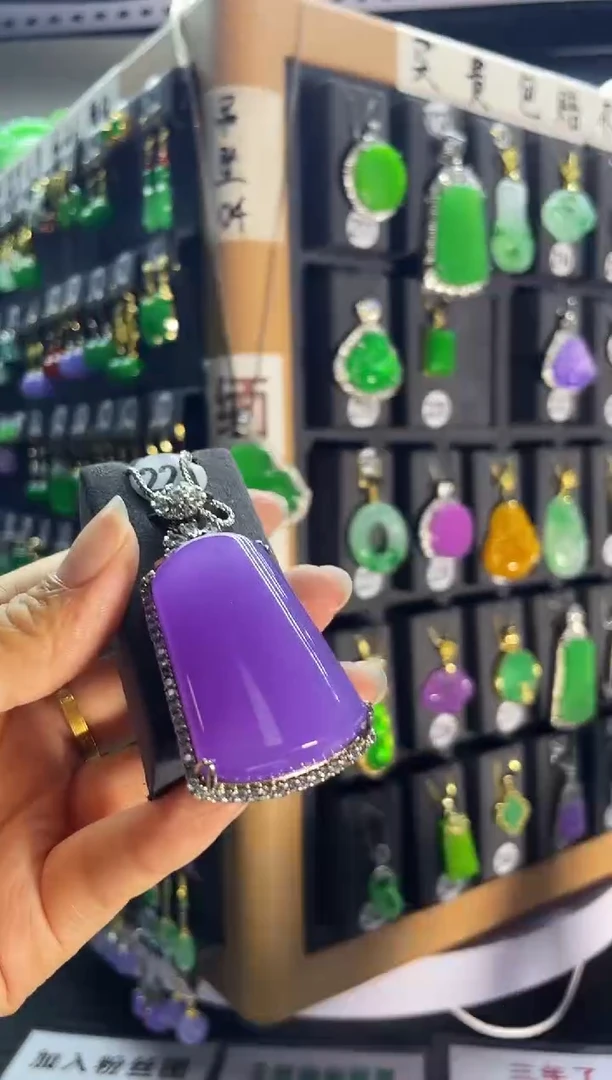 翡翠银S925镶嵌颈饰221....